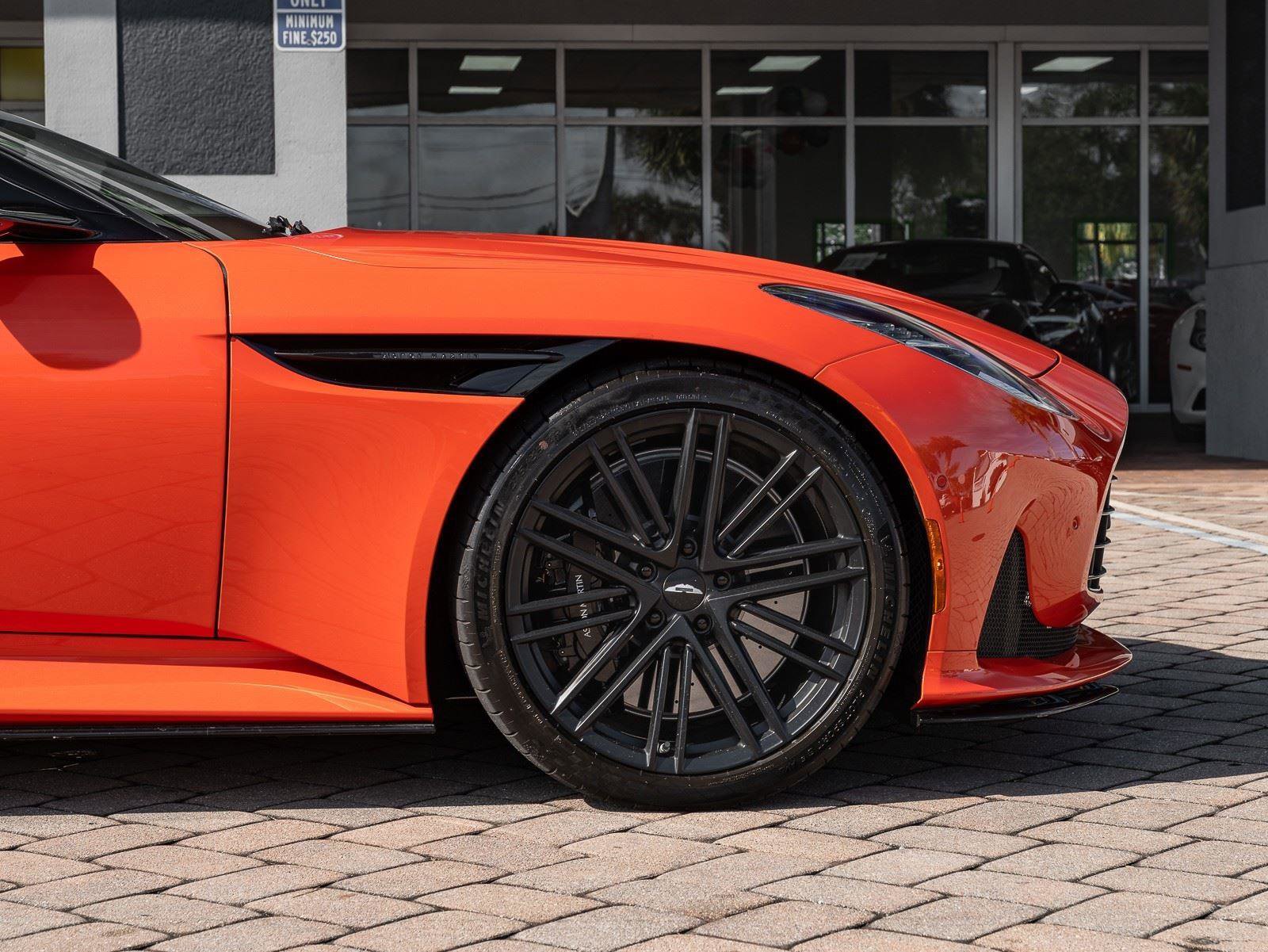 Used 2024 Aston Martin DB12 Convertible RWD image 53