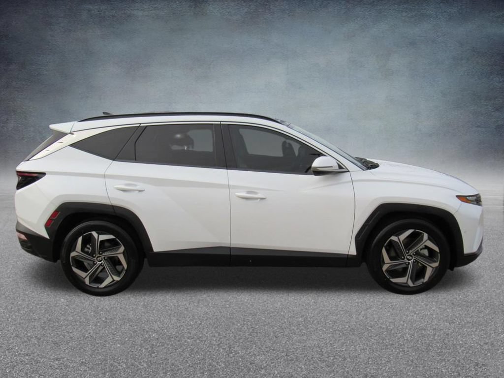 Certified 2022 Hyundai Tucson Limited FWD image 8