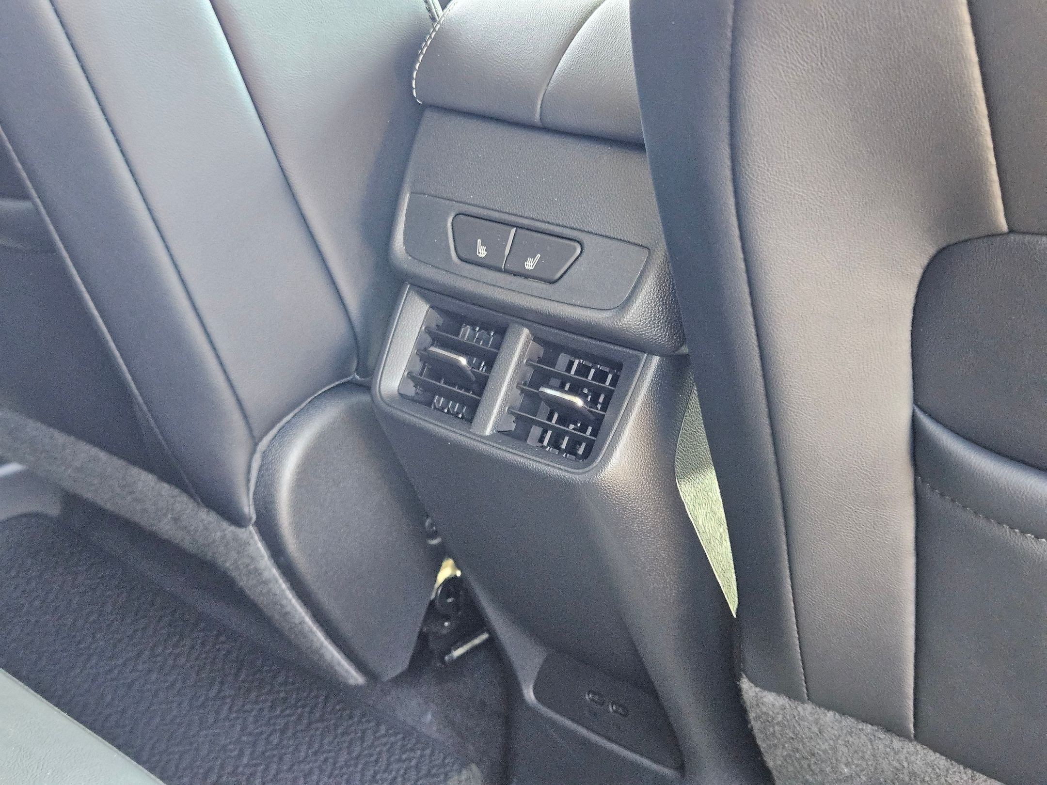 Used 2026 GMC Terrain Denali AWD/4WD image 24