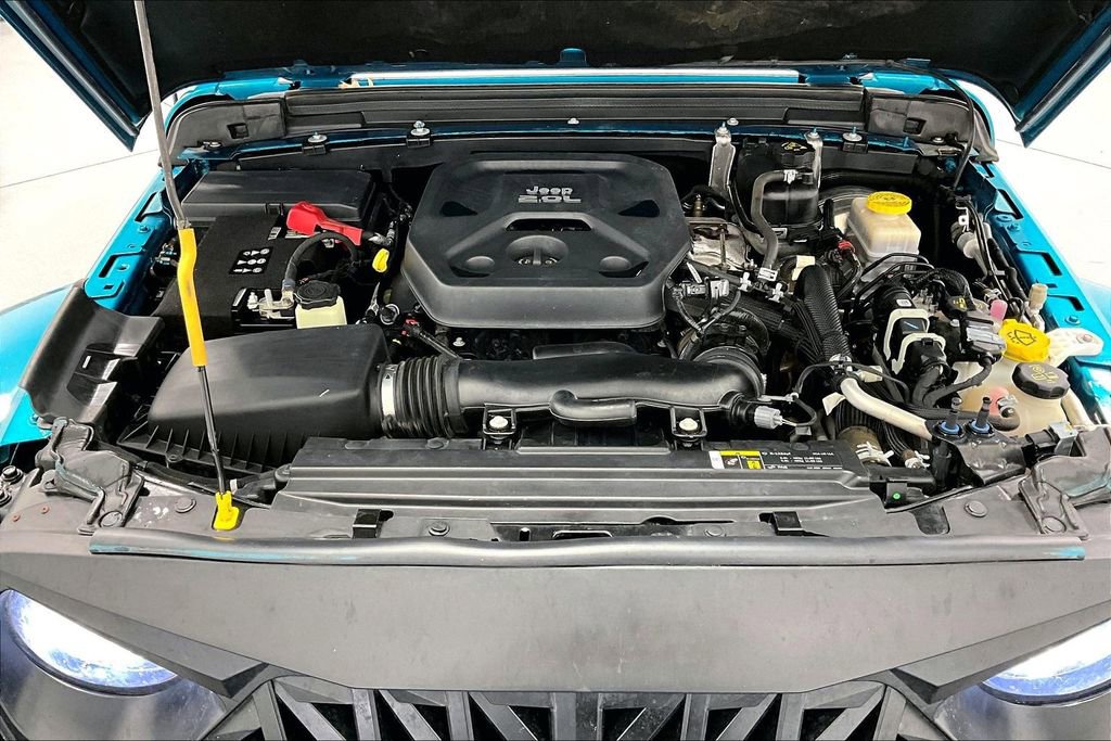 Used 2020 Jeep Wrangler Unlimited Sahara image 12