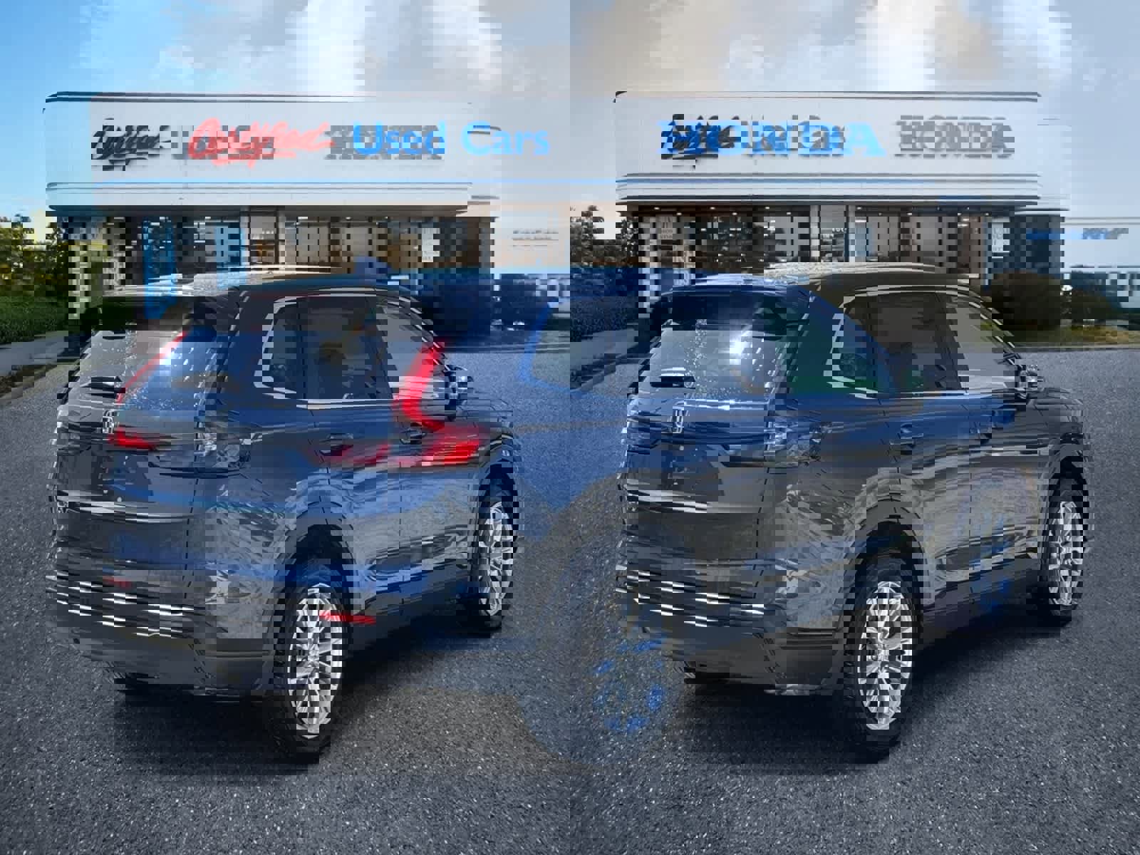 Used 2024 Honda CR-V EX-L image 5