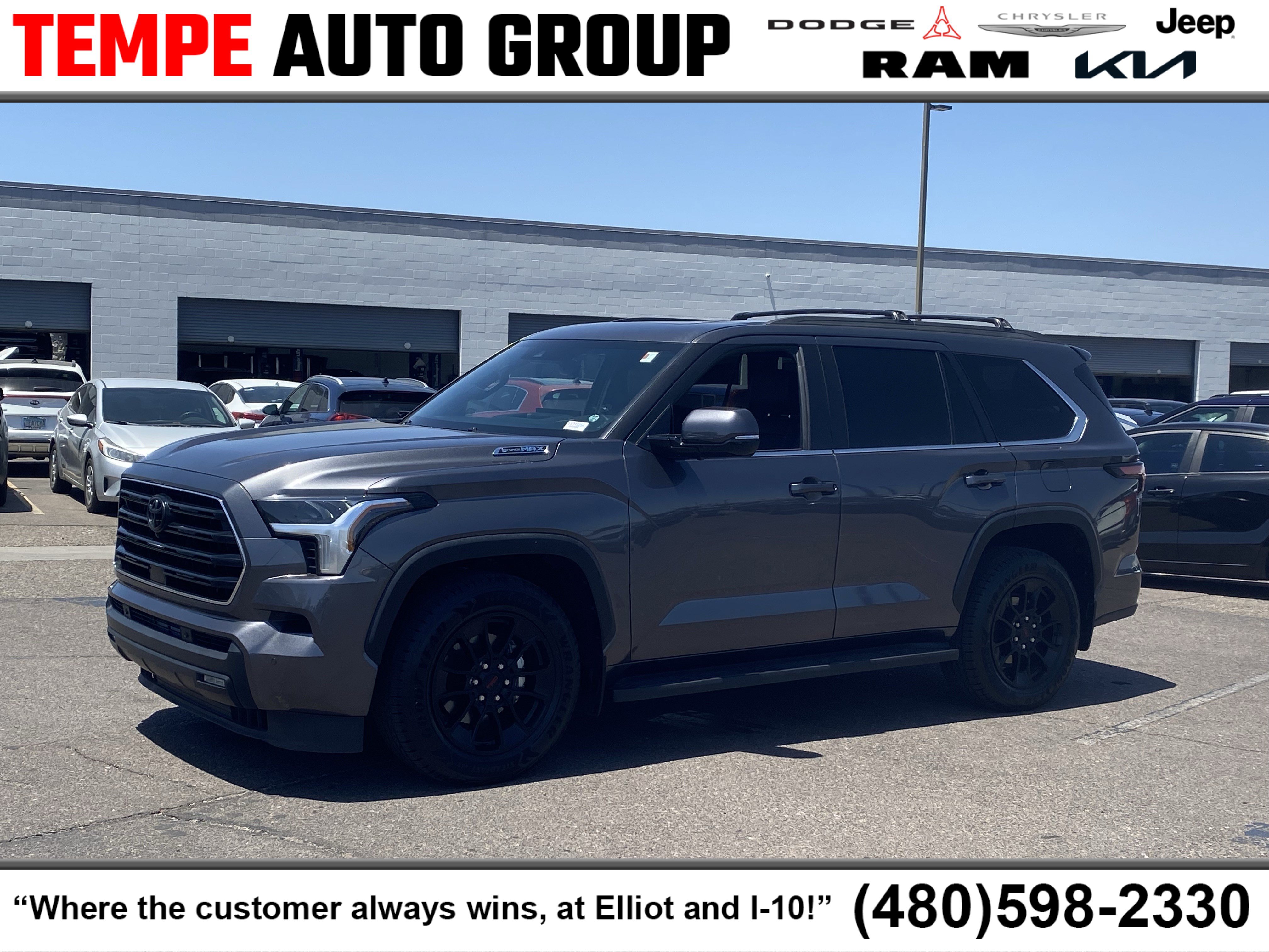 Used 2025 Toyota Sequoia SR5 w/ SR5 Premium Package AWD/4WD image 1