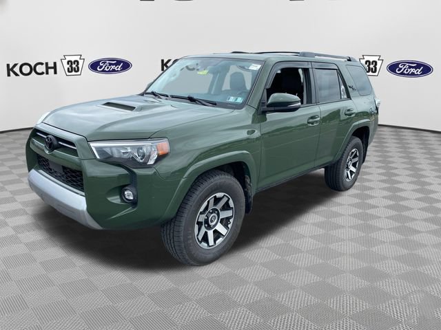 Used 2022 Toyota 4Runner TRD Off-Road Premium w/ Moonroof Package AWD/4WD image 3