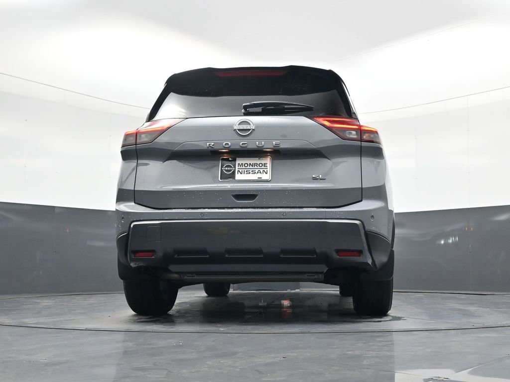 Used 2025 Nissan Rogue SL w/ SL Premium Package FWD image 20