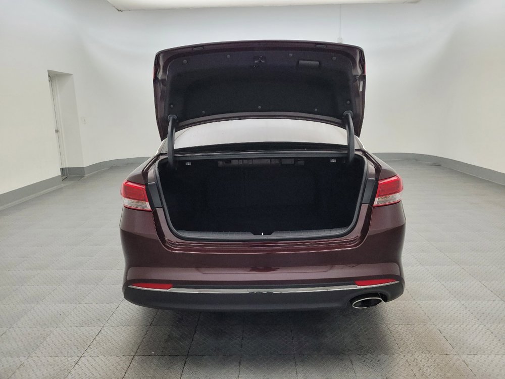 Used 2017 Kia Optima LX image 29