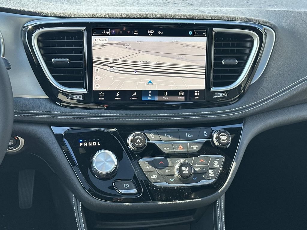 New 2026 Chrysler Pacifica Limited w/ S Appearance Package FWD image 22