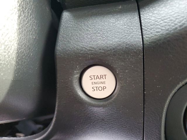 Used 2022 Nissan Frontier SV w/ Graphics Package image 14