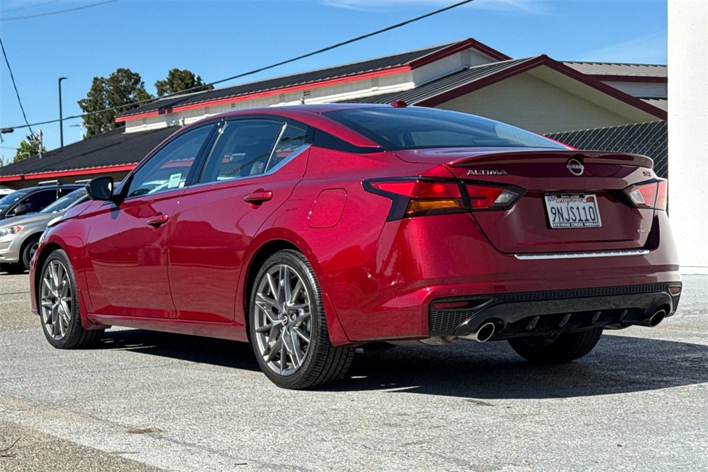 Certified 2023 Nissan Altima 2.0 SR image 7
