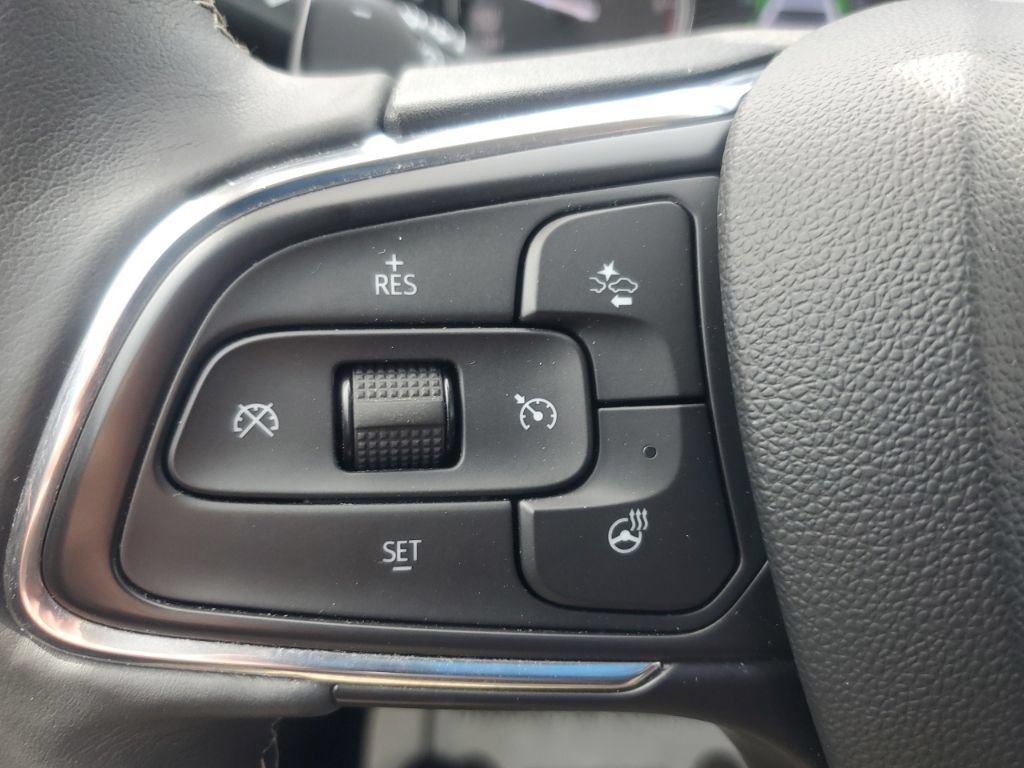 Used 2023 Buick Envision Essence FWD image 25