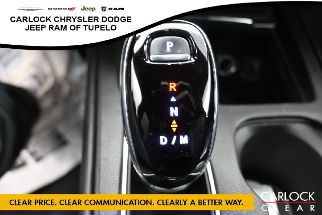 Used 2020 Cadillac XT4 Sport w/ Driver Awareness Package FWD image 17
