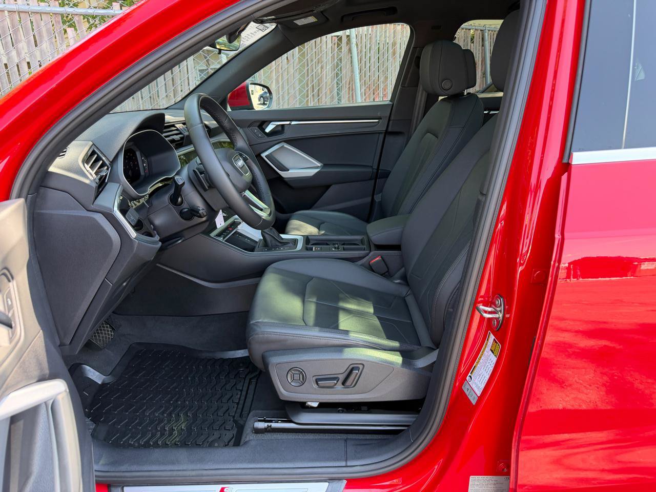 Used 2022 Audi Q3 2.0T Premium AWD/4WD image 4