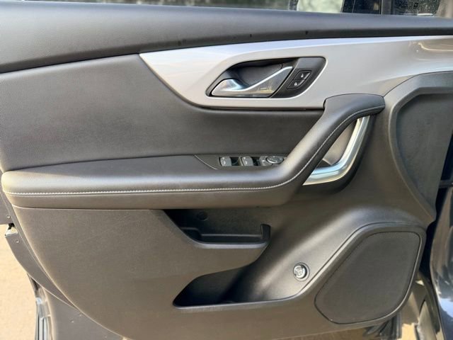 Certified 2022 Chevrolet Blazer LT w/ LPO, Black Accent Package image 18