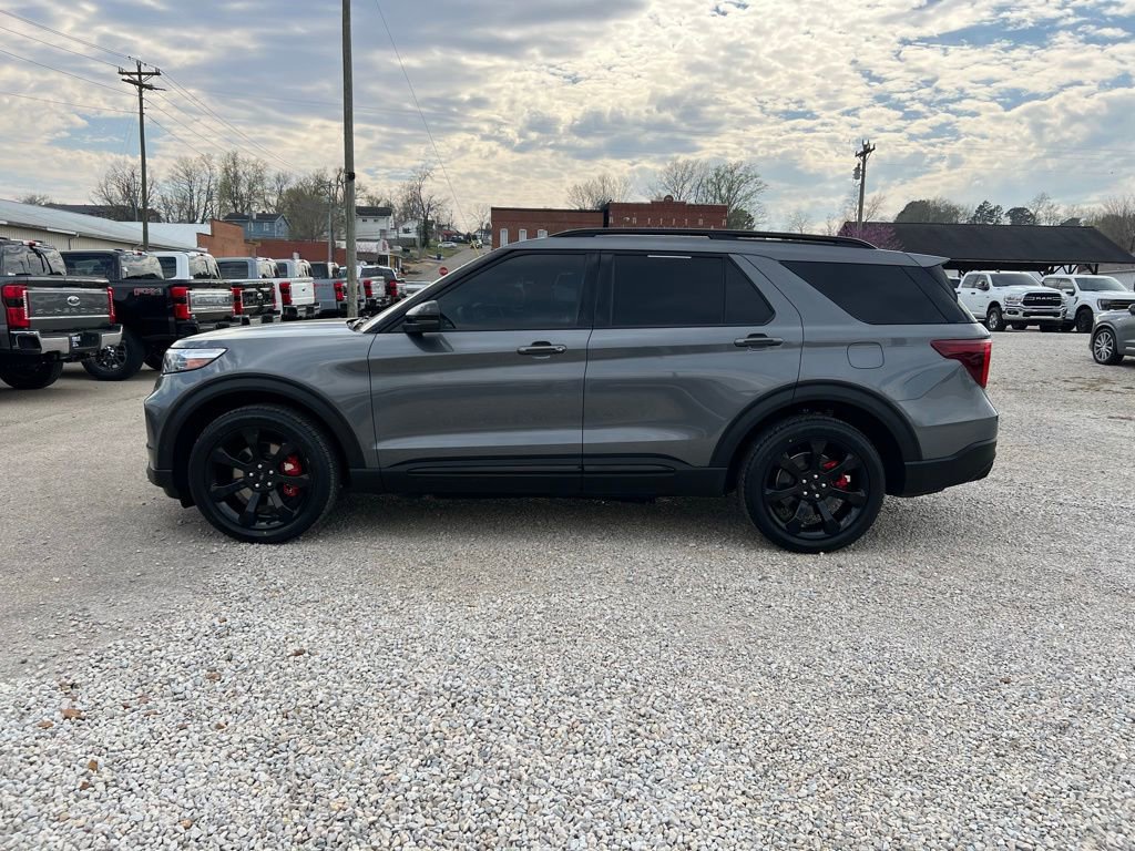 Used 2022 Ford Explorer ST w/ Equipment Group 401A image 5