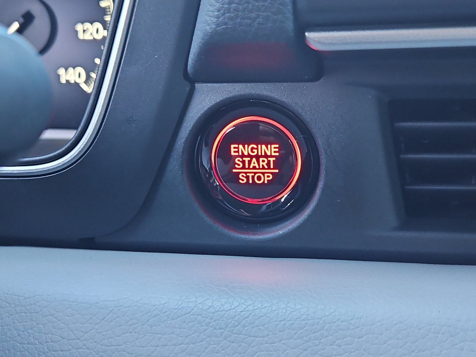 Used 2025 Honda Pilot EX-L image 20