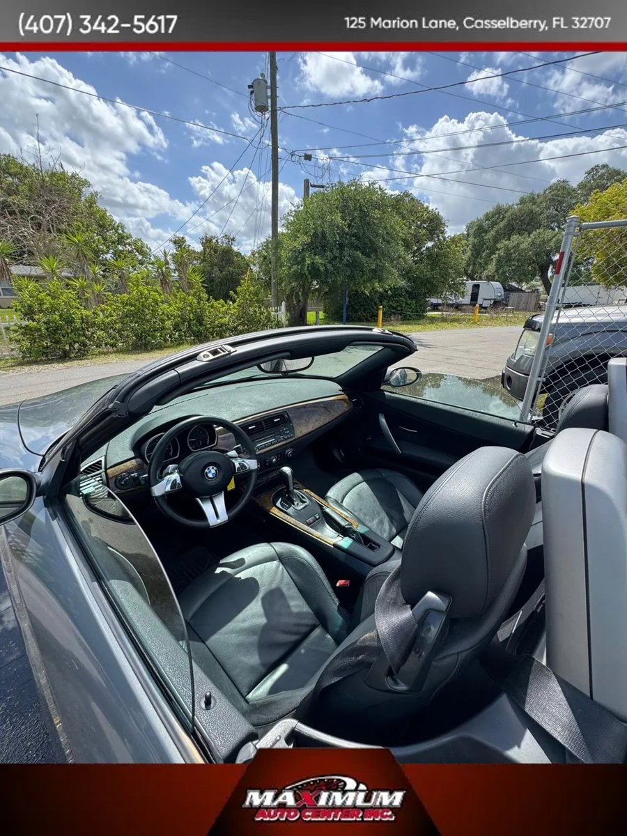 Used 2008 BMW Z4 3.0i RWD image 14