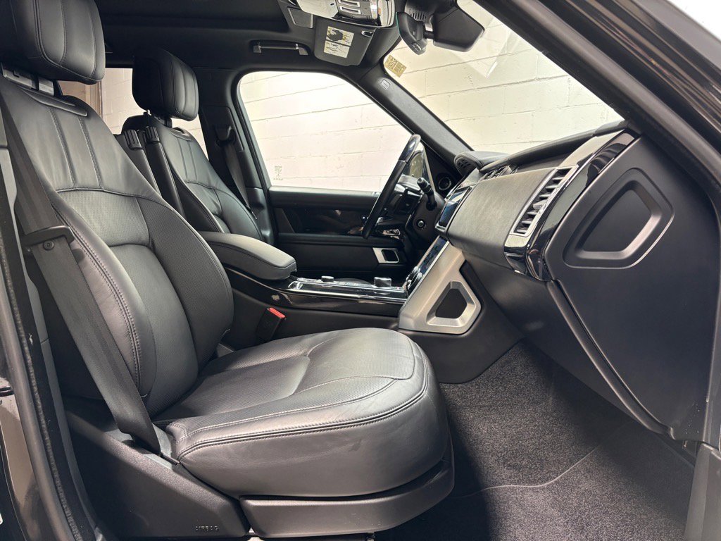 Used 2022 Land Rover Range Rover Westminster Edition image 33
