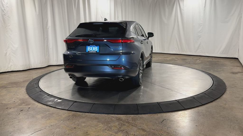 Used 2021 Toyota Venza LE image 9