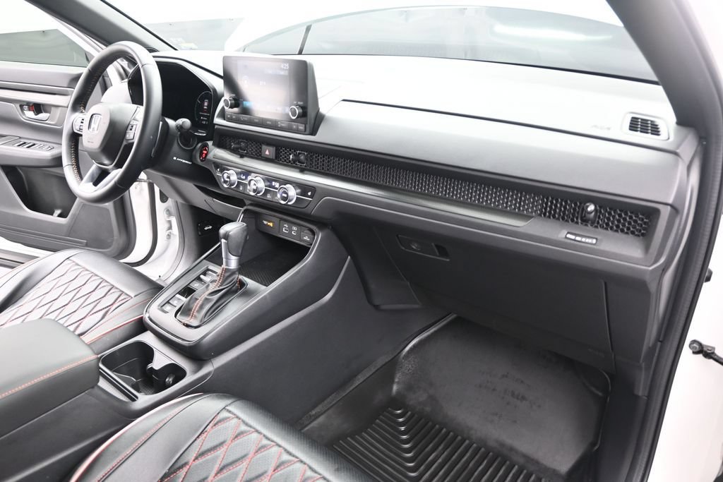 Used 2025 Honda CR-V Sport image 28