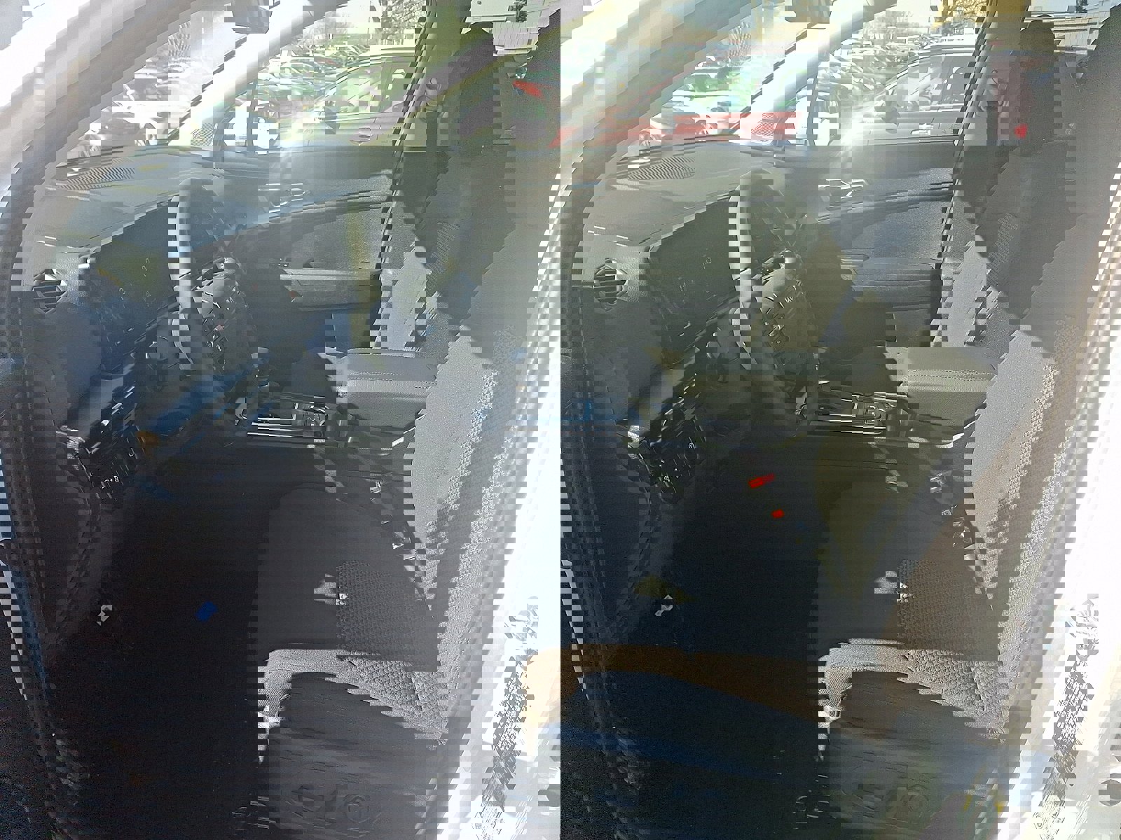 New 2026 Kia Sportage LX image 9