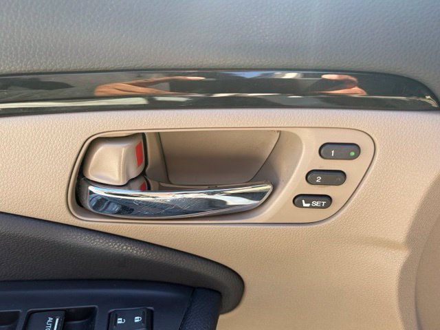 Used 2019 Honda Pilot Touring image 14