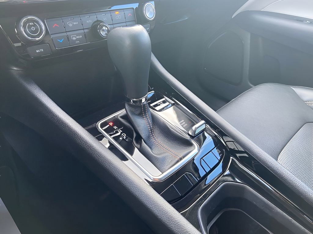 Used 2022 Jeep Compass Limited image 33