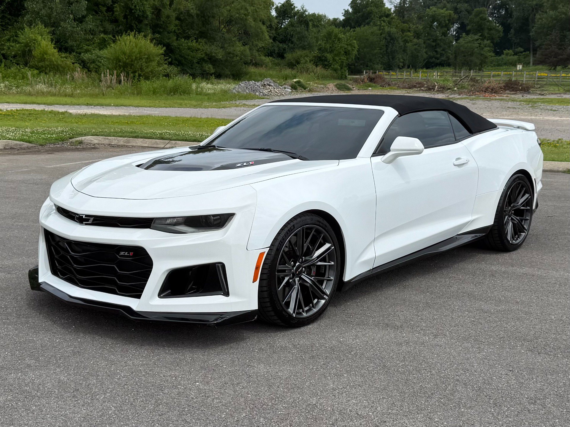 Used 2020 Chevrolet Camaro ZL1 RWD image 10
