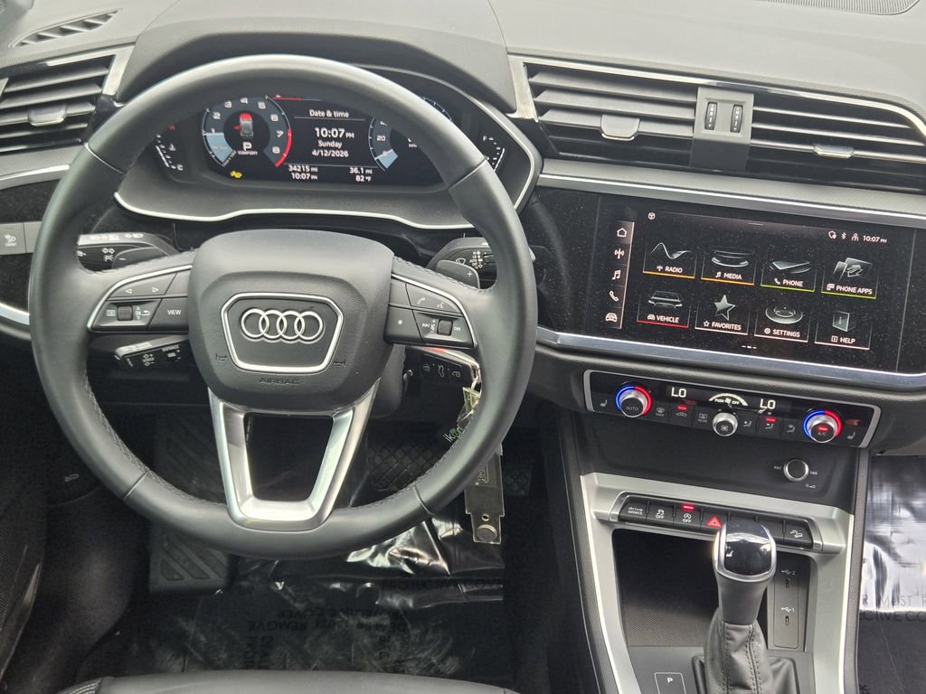 Certified 2024 Audi Q3 2.0T Premium image 35