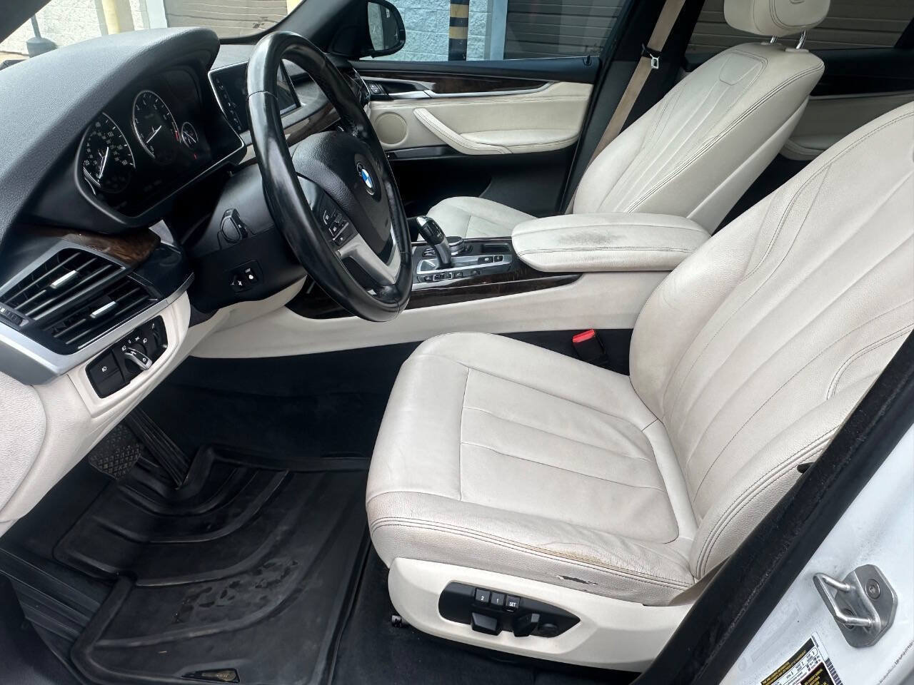 Used 2017 BMW X5 xDrive35i AWD/4WD image 16
