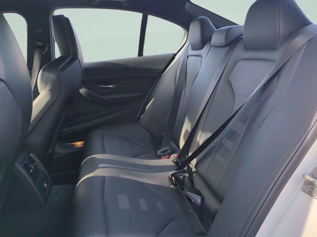 Used 2018 BMW M3 image 13
