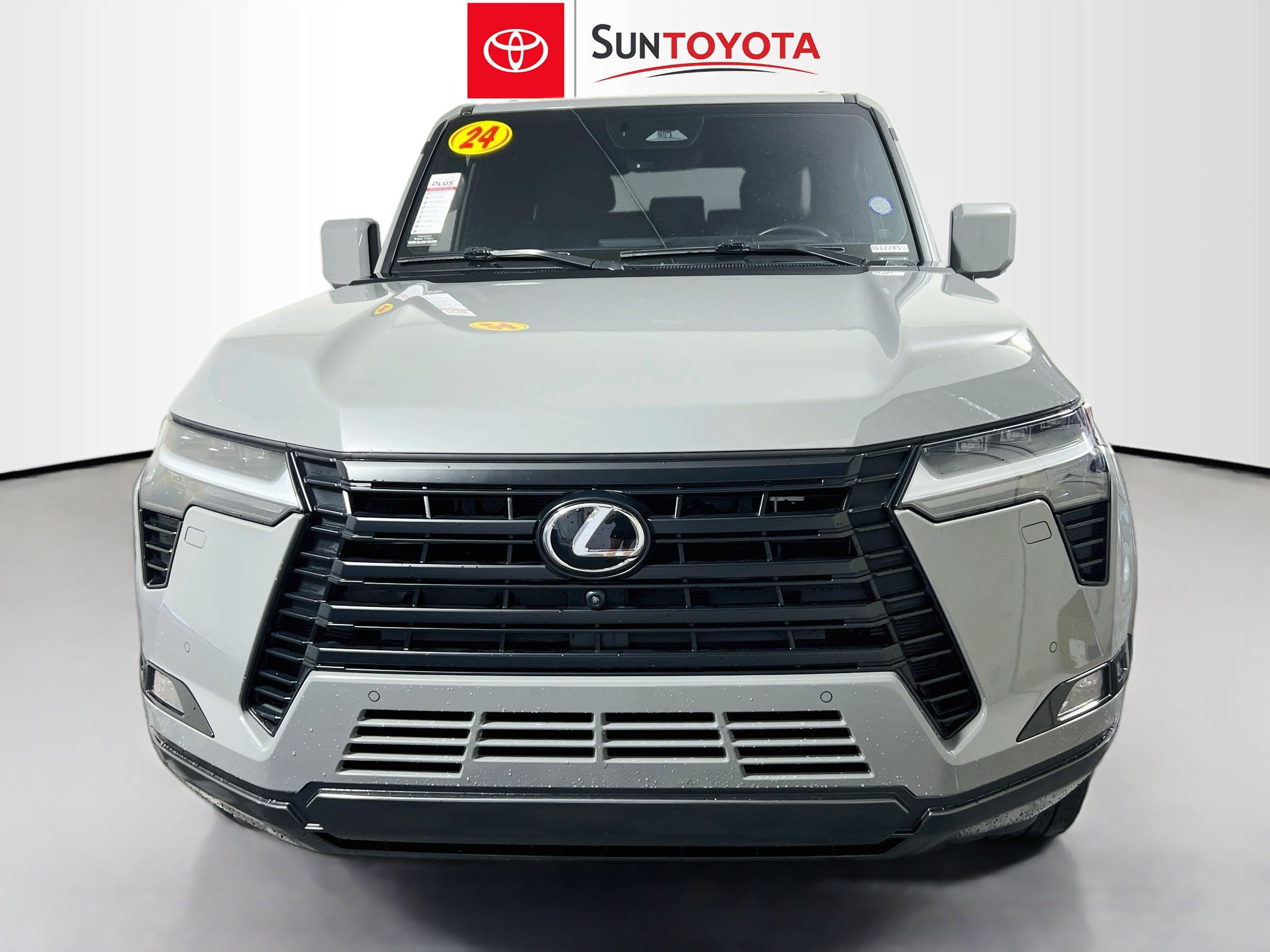 Used 2024 Lexus GX 550 w/ Accessory Package (Z1) AWD/4WD image 31