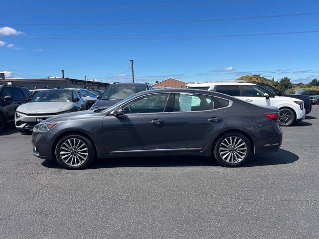 Used 2017 Kia Cadenza Premium FWD image 6