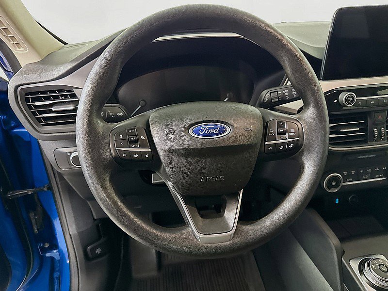 Used 2020 Ford Escape SE image 12