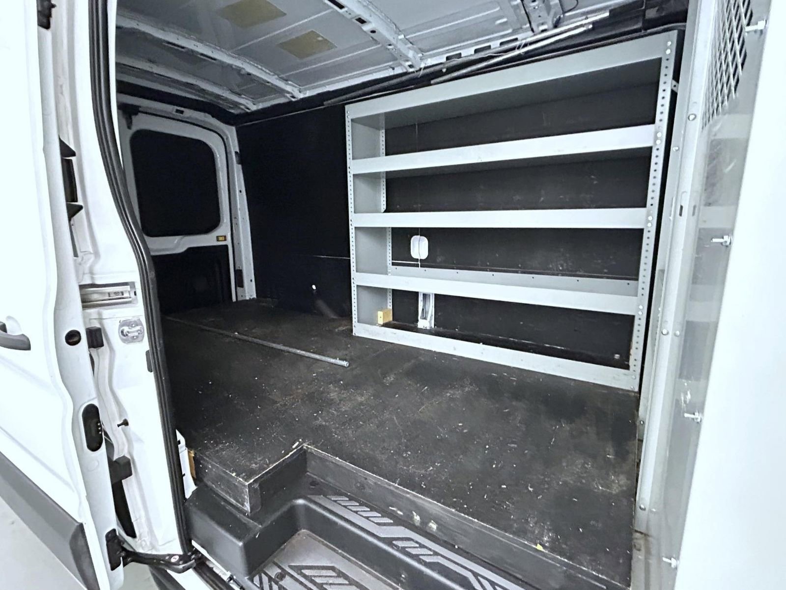 Used 2023 Ford Transit 250 Medium Roof AWD w/ Load Area Protection Package image 17