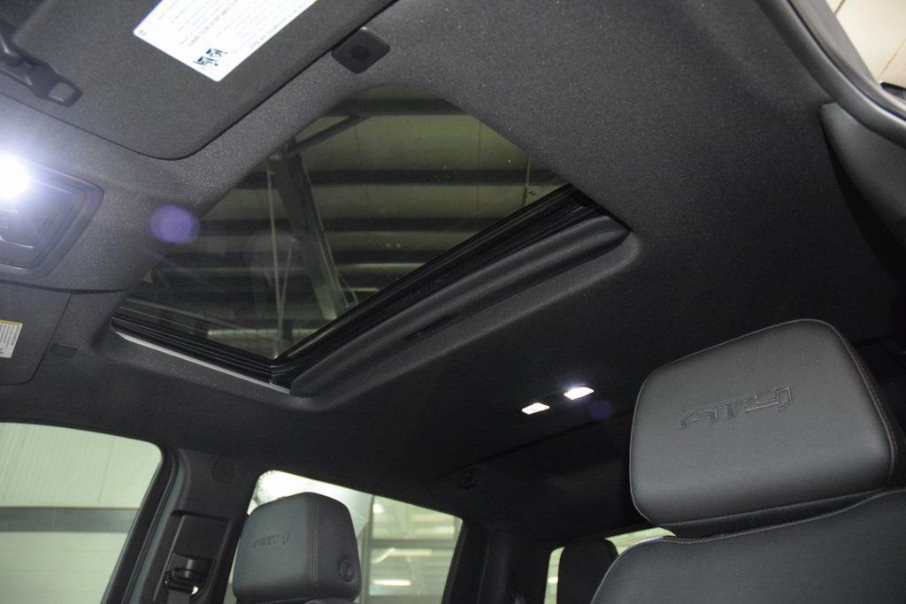 Used 2024 GMC Sierra 2500 AT4 w/ AT4 Premium Plus Package image 48