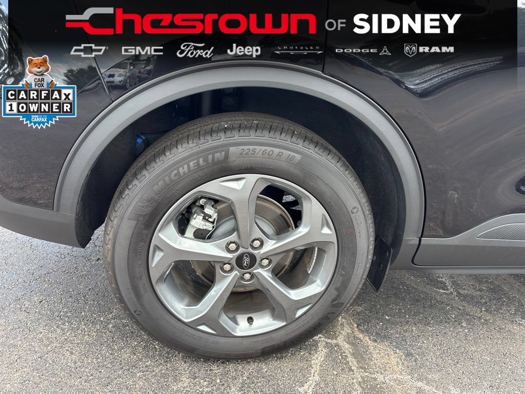 Used 2026 Ford Escape ST-Line w/ Cold Weather Package AWD/4WD image 11