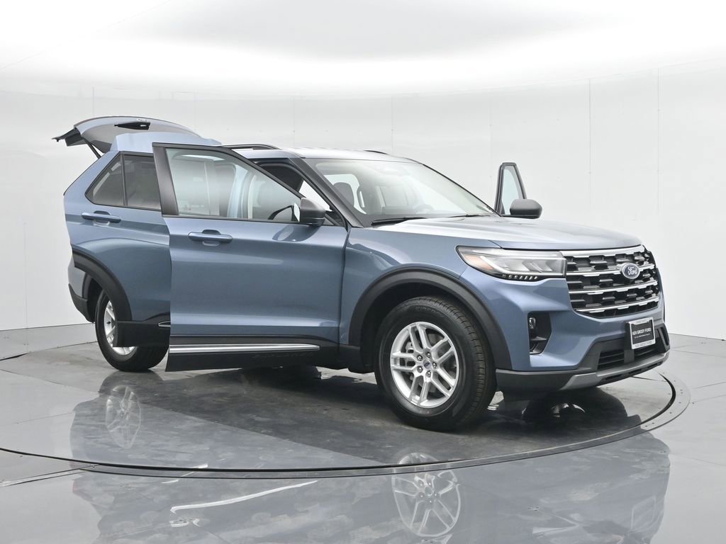 New 2025 Ford Explorer Active w/ Active Comfort Package image 16