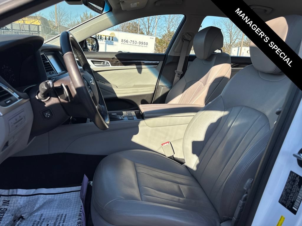 Used 2018 Genesis G80 3.8 AWD/4WD image 14
