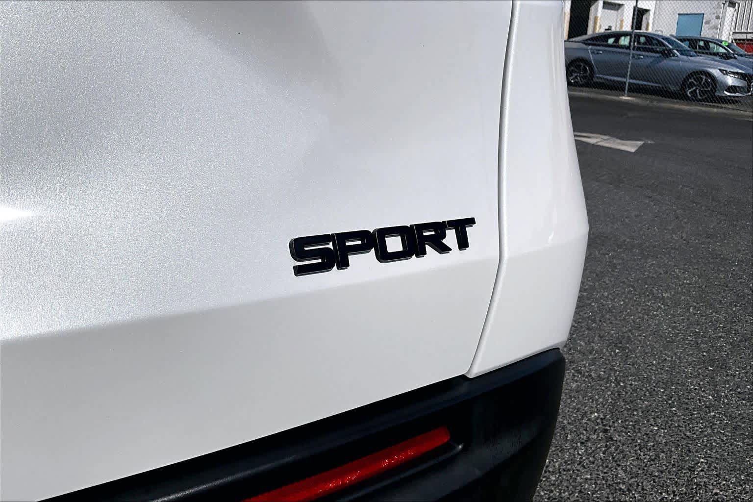 Used 2023 Honda HR-V Sport image 10