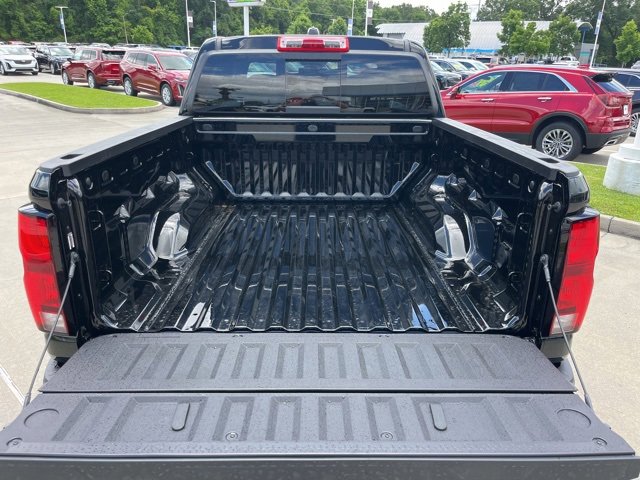 New 2025 Chevrolet Colorado LT w/ LT Convenience Package image 11