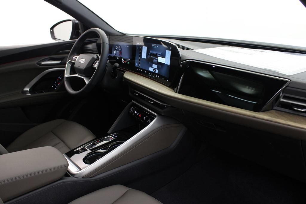 New 2026 Audi Q5 Premium Plus AWD/4WD image 25