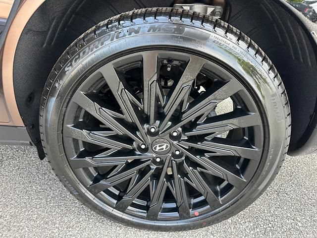 Used 2026 Hyundai Santa Fe Calligraphy AWD/4WD image 13
