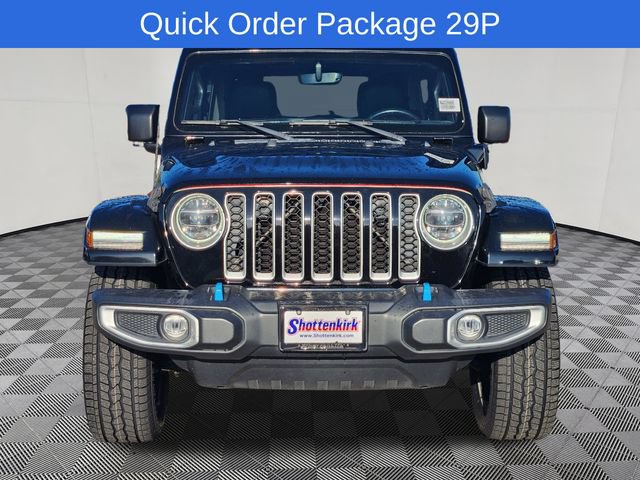 Used 2022 Jeep Wrangler Unlimited Sahara w/ Cold Weather Group AWD/4WD image 2