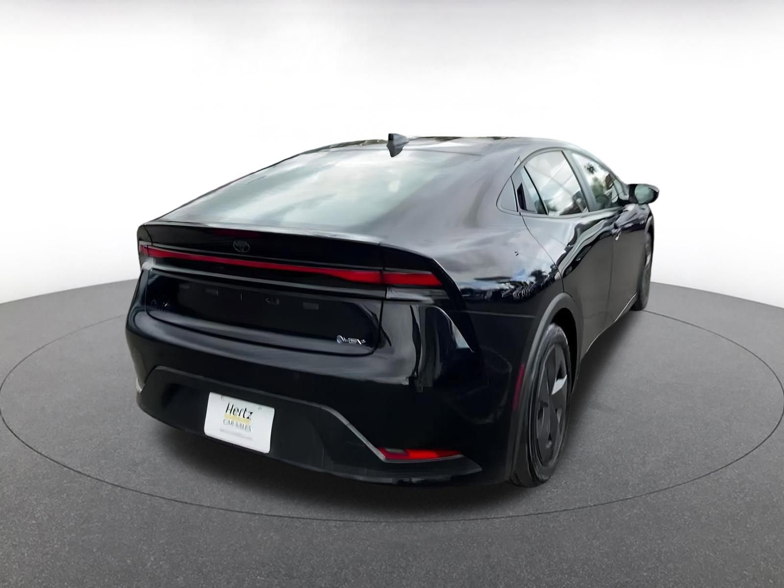 Used 2025 Toyota Prius LE image 14