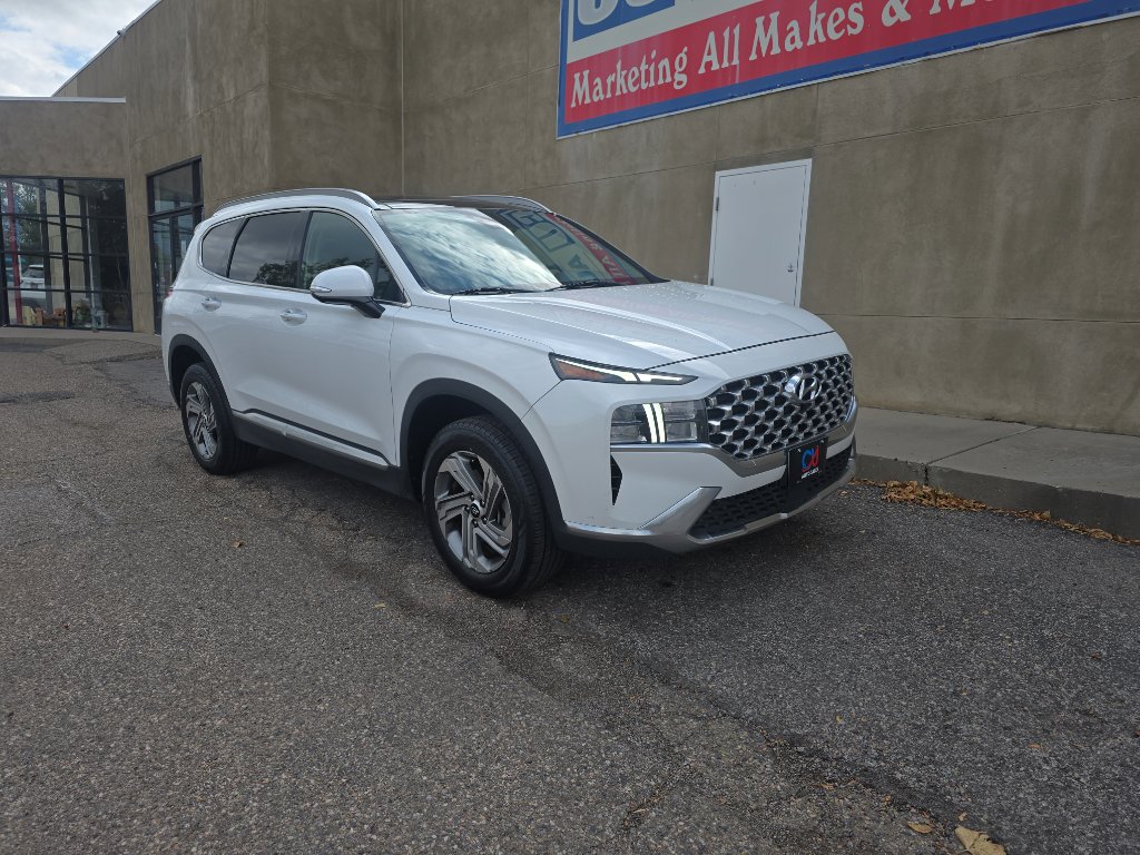 Used 2023 Hyundai Santa Fe SEL w/ Premium Package image 6
