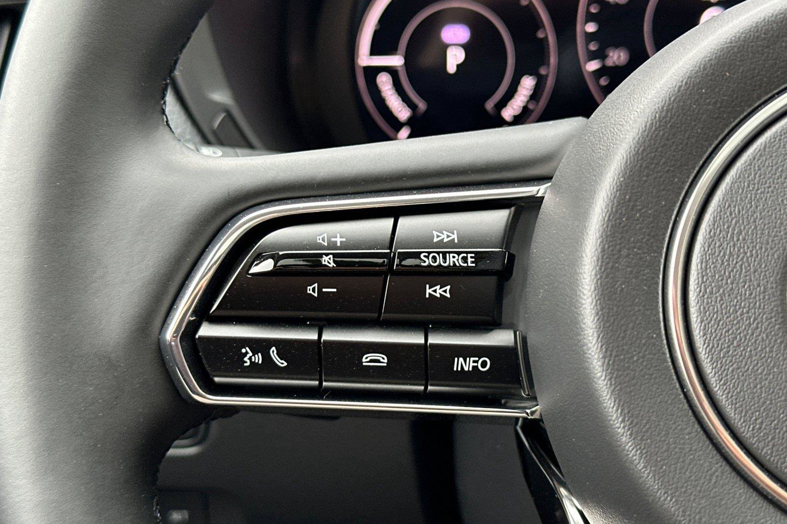 New 2025 MAZDA CX-70 Plug-In Hybrid w/ Premium Pkg AWD/4WD image 28