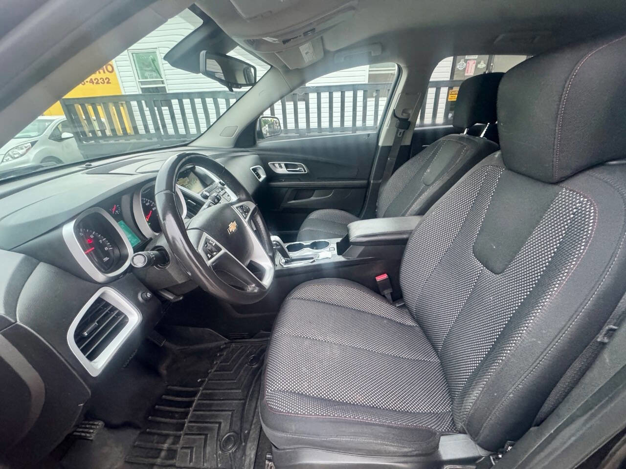 Used 2014 Chevrolet Equinox LT AWD/4WD image 11