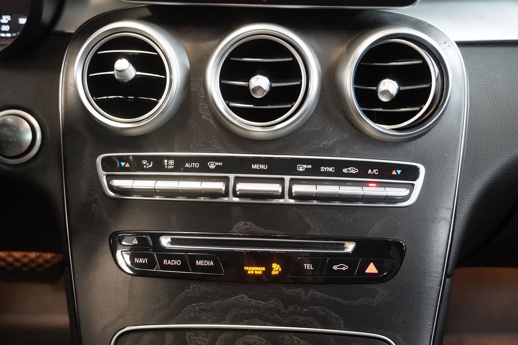 Used 2016 Mercedes-Benz GLC 300 4MATIC image 23