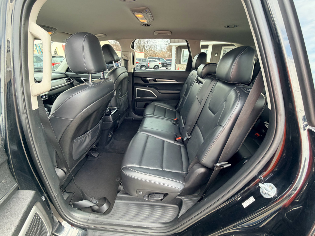 Used 2020 Kia Telluride LX image 14