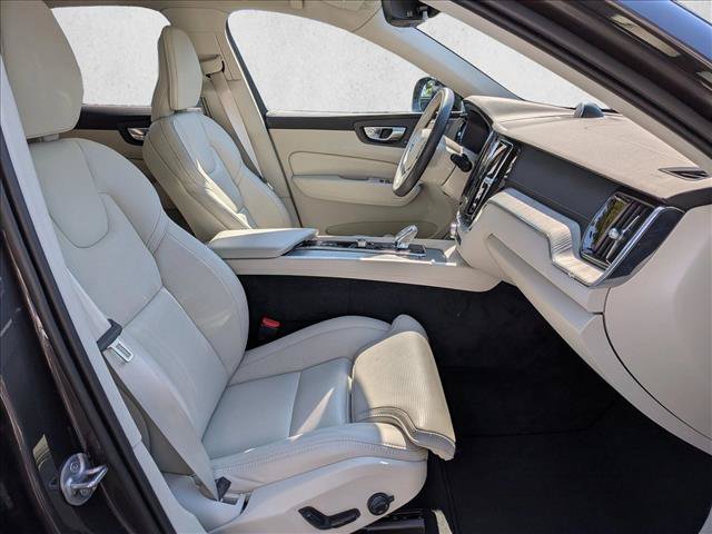 Used 2024 Volvo XC60 T8 Ultimate w/ Climate Package AWD/4WD image 21
