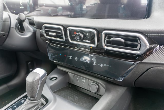 New 2027 Nissan Sentra SV FWD image 13
